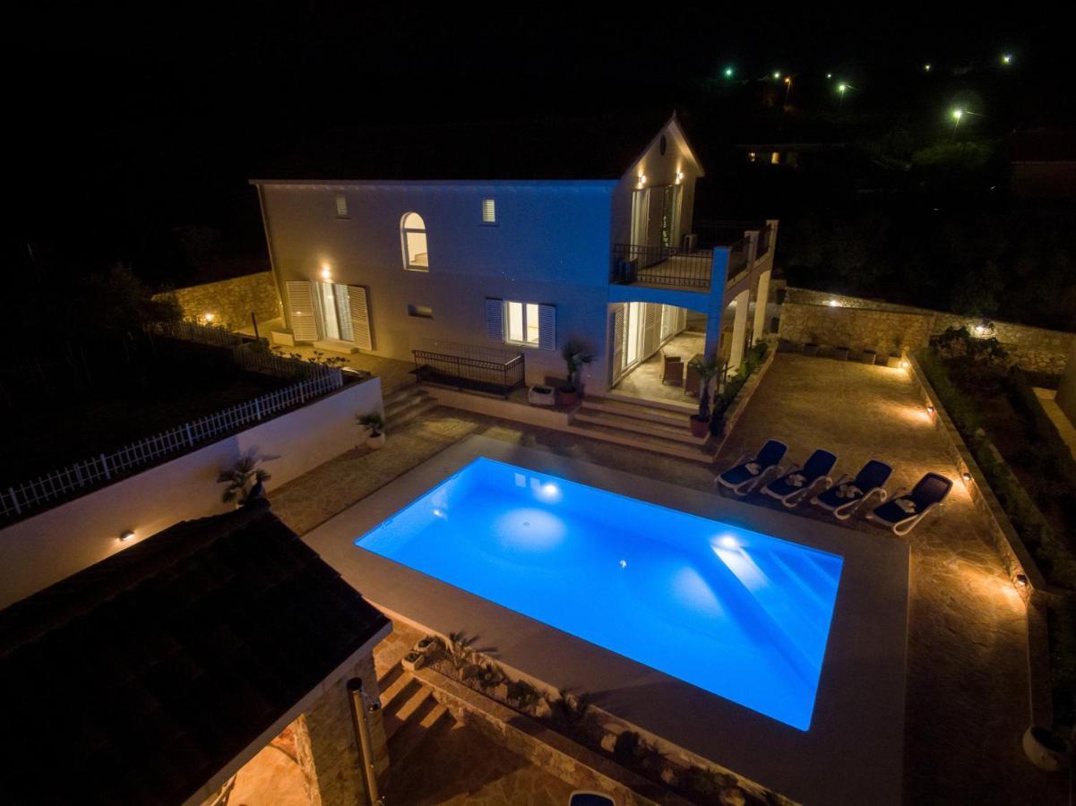 Villa Temida Premuda Zewnętrze zdjęcie